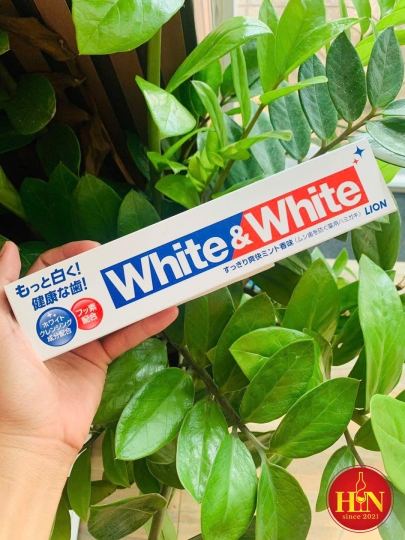 Kem đánh răng white white (150g)